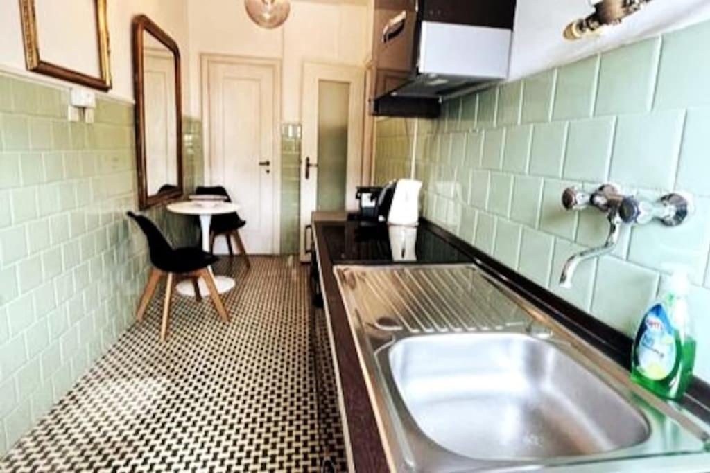 129 Gallery's @ Vatican Apartment Rome